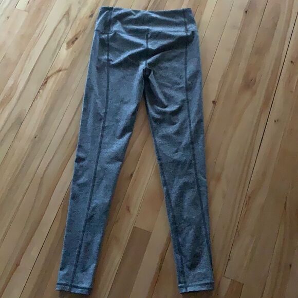 Victoria’s Secret heather gray high rise Knockout tight leggings, small - Picture 3 of 6
